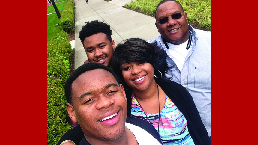 Avery Richardson '17 and family on campus in 2015