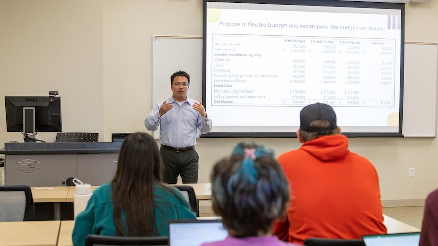 Pacific University business professor teaching class