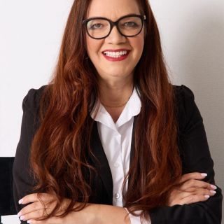 Ana Ruiz Morillo, B.Ed., MBA, Certified Mediator  Ana Ruiz Morillo is a bilingual, bicultural educator, facilitator, and community leader with more than twenty years of experience in education, nonprofits, and public health. She serves as adjunct faculty at Pacific University’s School of Social Work in Forest Grove, Oregon, where she teaches Latino Family and Culture in the Master of Social Work program and Managing People in the Master of Nonprofit Leadership program.  