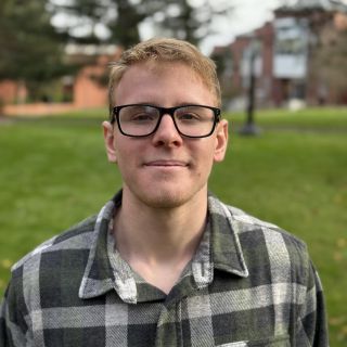 Photo of peer tutor Gavin Simon