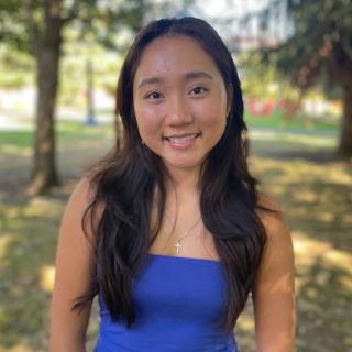 Photo of peer tutor Sarah-Marie Chu