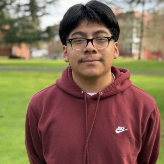 Photo of peer tutor Bryan Garcia de la Luz