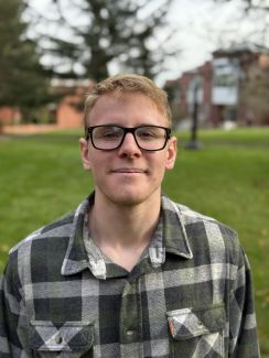 Photo of peer tutor Gavin Simon