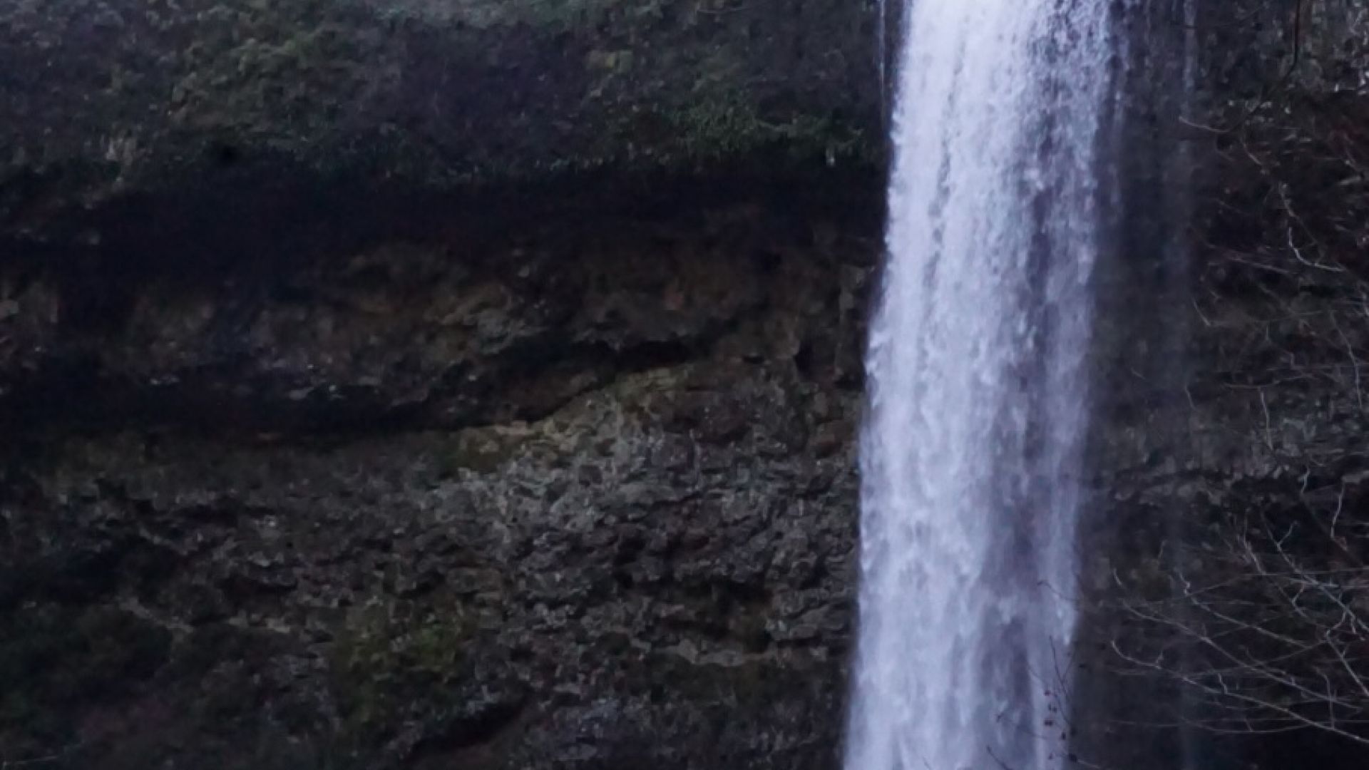 Columbia Gorge Waterfalls Exploration + Picnic | Outdoor Pursuits