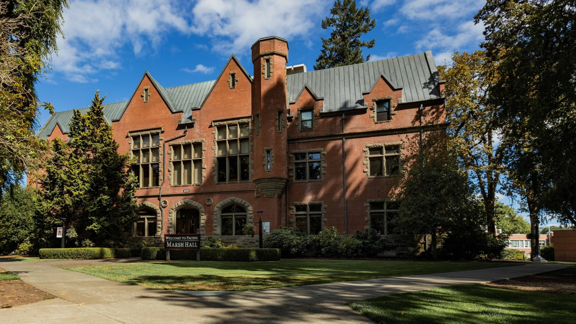 Marsh Hall on the Pacific University Forest Grove Campus