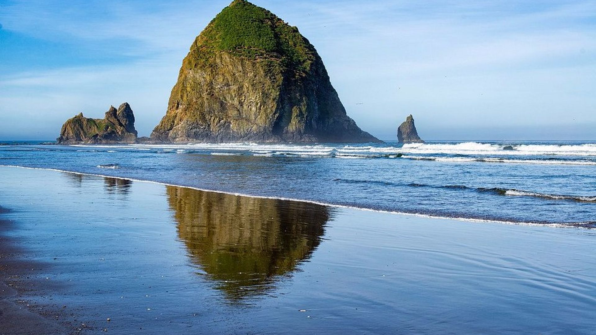 Photo of Haystack Rock