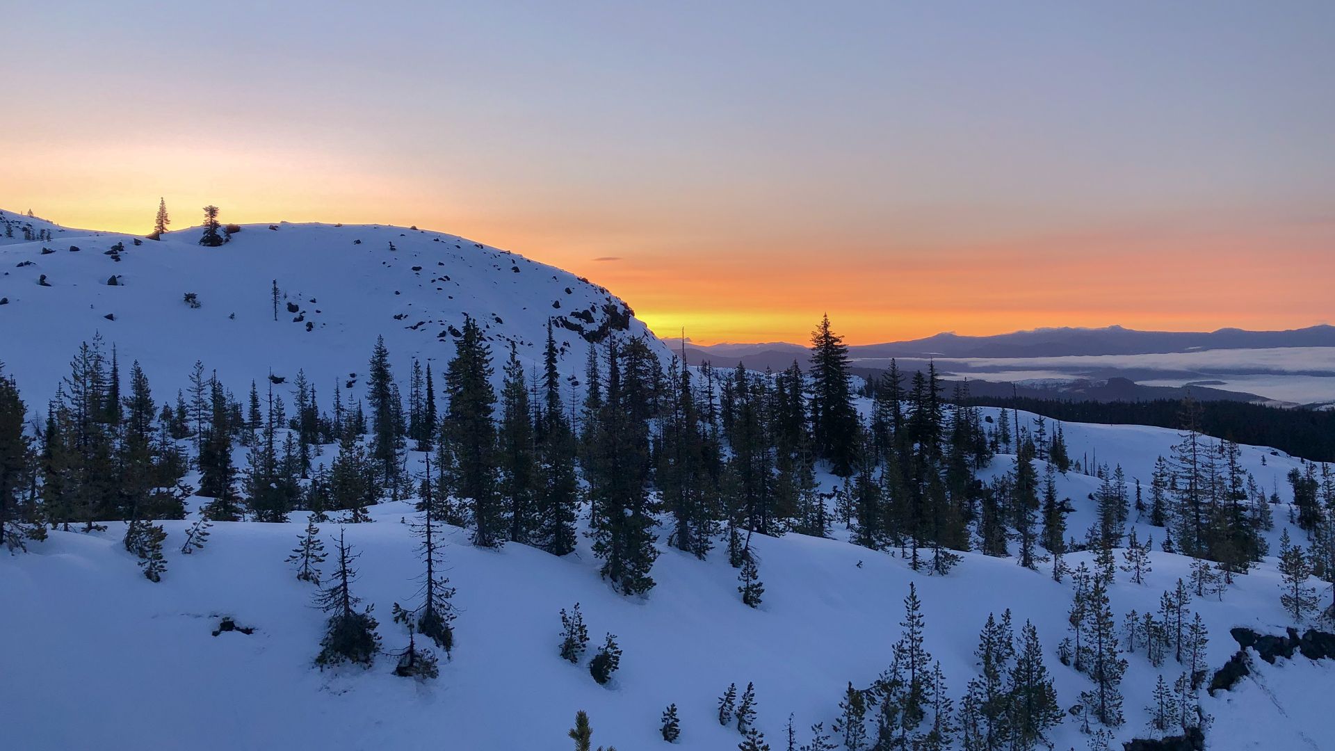 Sunset over the snow